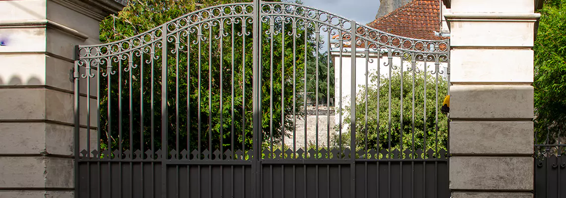 Wooden Swing Gate Repair in Chicago Heights, IL